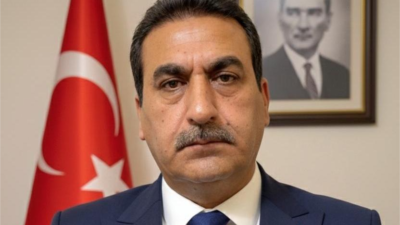 İYİ Parti Erzincan İl Başkanı Tamer Geyik, pancar üreticilerinin ödemelerinin