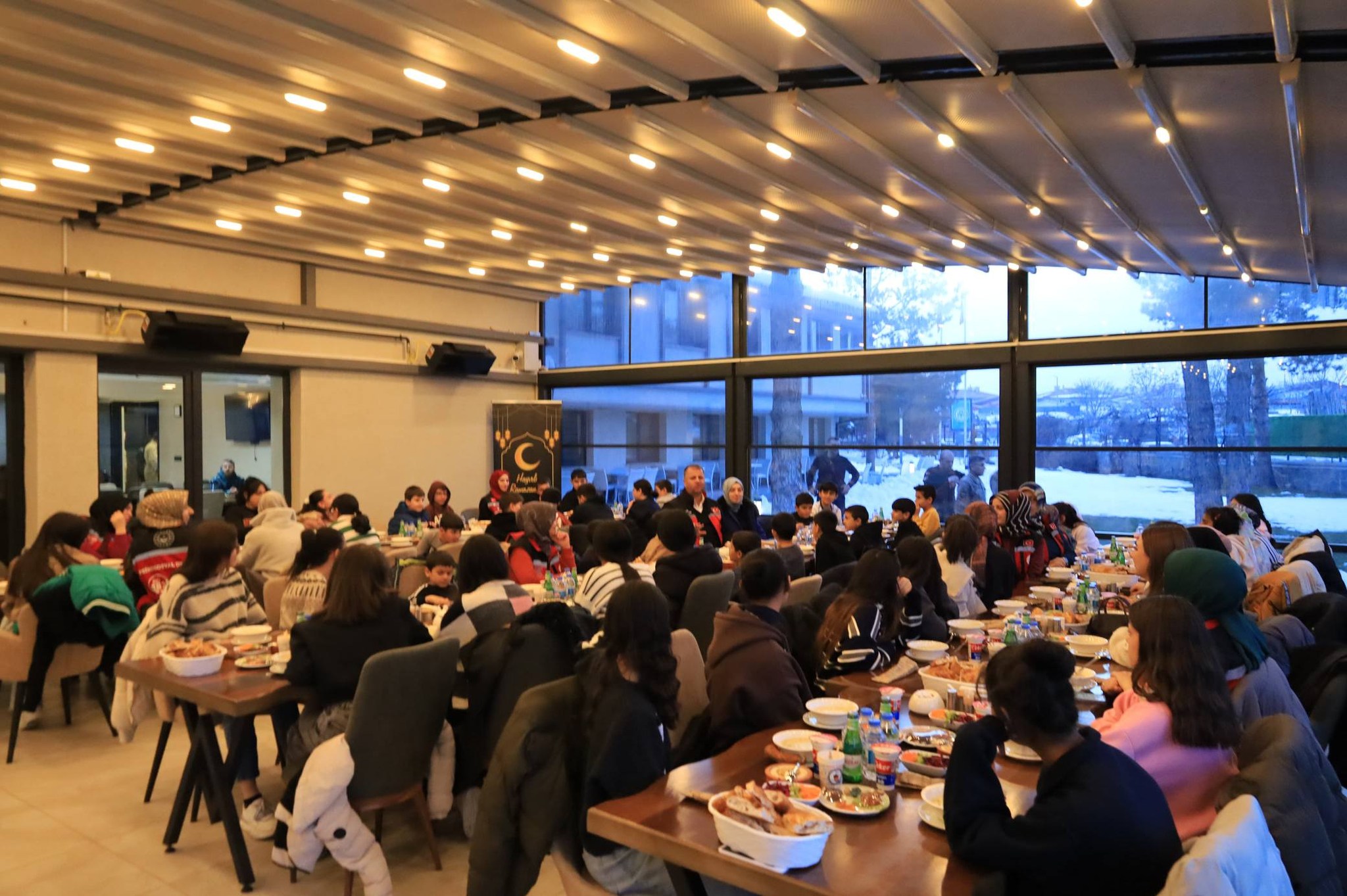 Her yıl Ramazan ayının 15’i olarak ilan edilen Dünya Yetimler