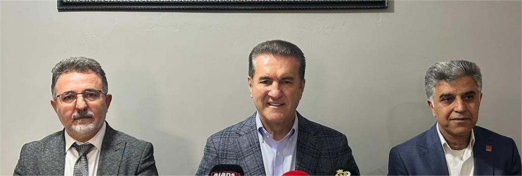 CHP Erzincan Milletvekili Mustafa Sarıgül, CHP Erzincan İl Başkanlığında 1992