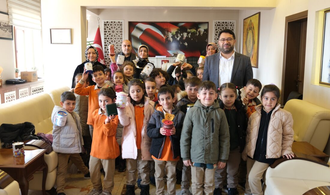 Erzincan'da yürütülen Çevreme Duyarlıyım, Değerlerime Sahip Çıkıyorum (ÇEDES) projesi, minik