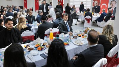 Erzincan Valisi Hamza Aydoğdu, kent protokolü ile birlikte, Erzincan İl