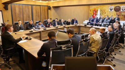 Erzincan Valisi Hamza Aydoğdu başkanlığında, vali yardımcıları ve birim amirlerinin