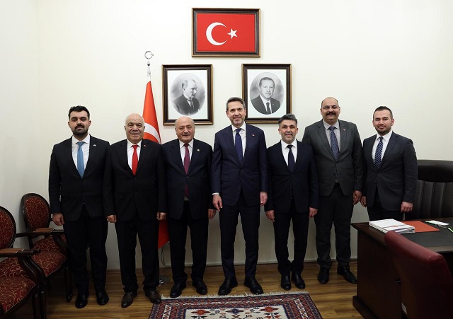 AK Parti Erzincan Milletvekili Süleyman Karaman, beraberindeki heyetle birlikte Enerji