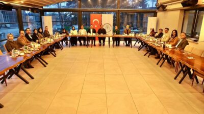 Erzincan Valisi Hamza Aydoğdu, vali yardımcıları ve kaymakamlarla birlikte Üzümlü