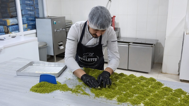 Erzincan’da bayram öncesi gıda güvenliği için denetimler sıklaştırıldı. Ekipler, kent