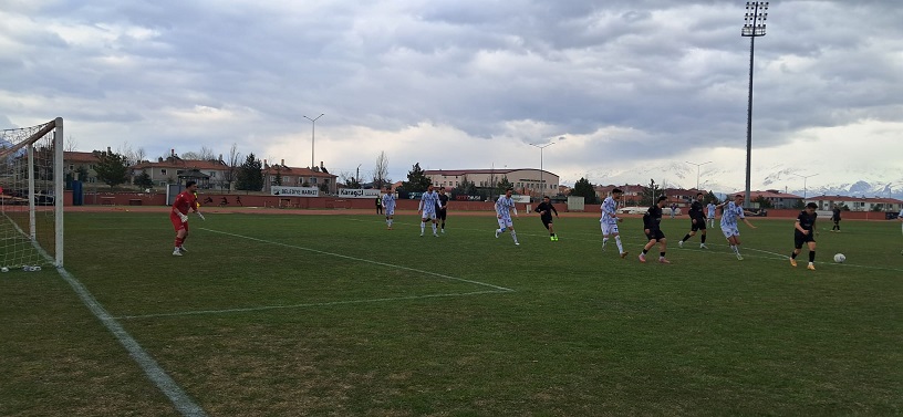 Bölgesel Amatör Lig (BAL)’de 3. Grup’ta mücadele eden Erzincangücüspor 24’ncü