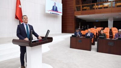 CHP Erzincan Milletvekili Mustafa Sarıgül, TBMM Genel Kurulunda bir konuşma