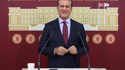 CHP Erzincan Milletvekili Mustafa Sarıgül, TBMM’de düzenlediği basın toplantısında Polis