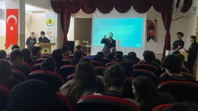 TÜBİTAK Bilim Söyleşileri kapsamında Erzincan’da düzenlenen “Koruyucu Sağlıkla Güçlenen Yaşam: