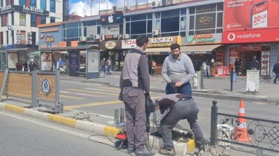 Trafiğin yoğun olduğu ana arterler üzerindeki kısa mesafeli yaya geçitleri,