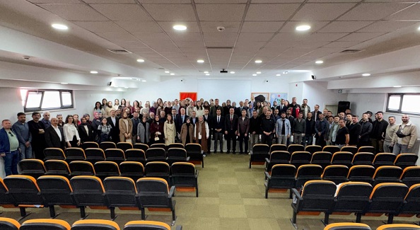 Erzincan Valisi Hamza Aydoğdu, vali yardımcıları ve birim amirleriyle birlikte