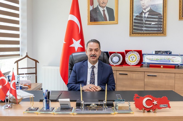 Erzincan İl Genel Meclis Başkanı Mehmet Cavit Şireci, 23 Nisan