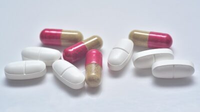 Özel Sağlık Hastanesi Enfeksiyon Hastalıkları ve Klinik Mikrobiyoloji Uzmanı Prof.