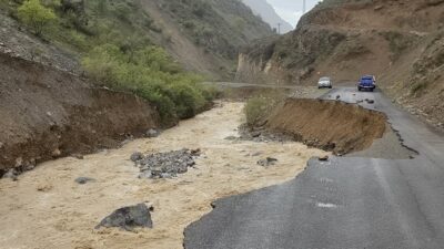 Kemaliye Gökçeköy Ziyaret HES – Aşağıumutlu Köyü yolu üzerinde, gece