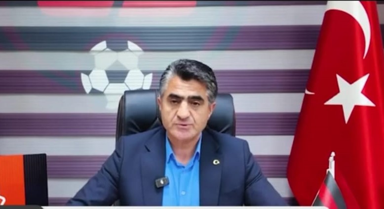 Erzincanspor tarafından düzenlenen logo/amblem tasarım yarışmasına toplam 1680 başvuru yapılırken,