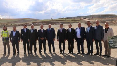 AK Parti Erzincan Milletvekili Süleyman Karaman, yapımı devam eden Erzincan