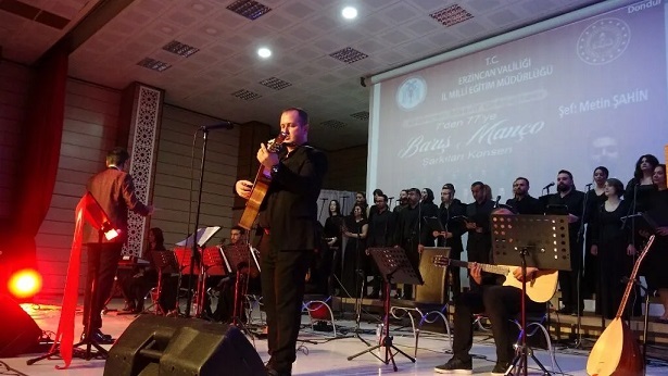 Erzincan İl Millî Eğitim Müdürlüğü bünyesinde kurulan Maarif Orkestrası, sahnelediği