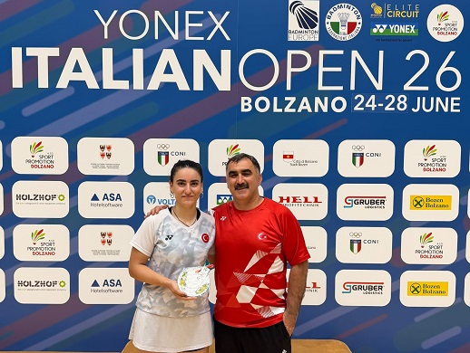 İtalya’nın Bolzano kentinde düzenlenen YONEX Italian Open 2026 turnuvasında ülkemizi
