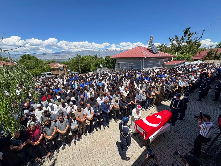 Elim bir trafik kazası sonucu hayatını kaybeden, Manisa'nın Alaşehir İlçe