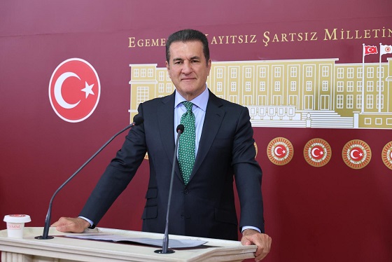 CHP Erzincan Milletvekili Mustafa Sarıgül, TBMM’de düzenlediği basın toplantısında emniyet