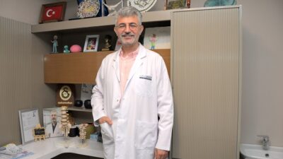 Günümüzde bilgisayar başında uzun saatler çalışma, duruş bozukluğu, hareketsizlik ve