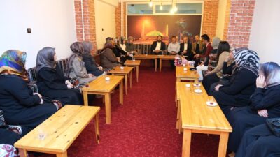 Erzincan Spor Kulüpleri bünyesinde sporcu annelerine yönelik düzenlenen "Cuma Sohbetleri"