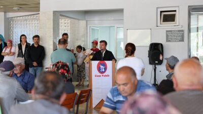 Erzincan Valisi Hamza Aydoğdu, il protokolüyle birlikte Ulalar Cemevi'nde düzenlenen