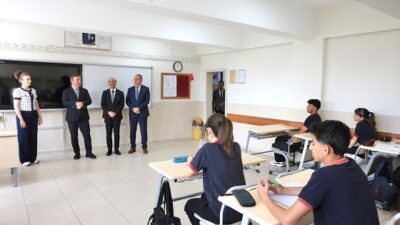 Erzincan Valisi Hamza Aydoğdu, İl Millî Eğitim Müdürü Hacı Ömer