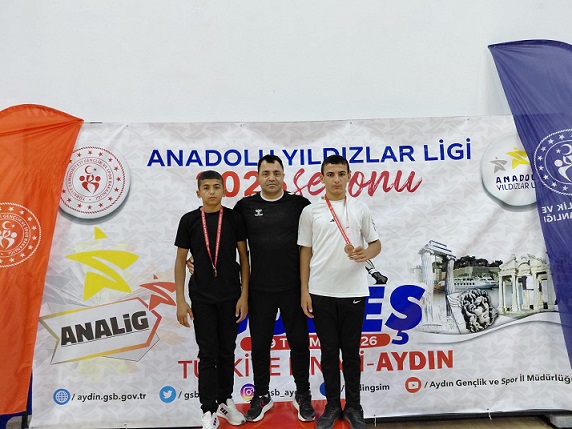 Aydın/Söke'de gerçekleştirilen Anadolu Yıldızlar Ligi (ANALİG) Grekoromen Güreş Türkiye Finalleri’nde