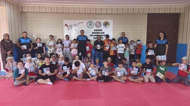 Erzincan İl Emniyet Müdürlüğü Toplum Destekli Polislik Şube Müdürlüğü ekipleri,
