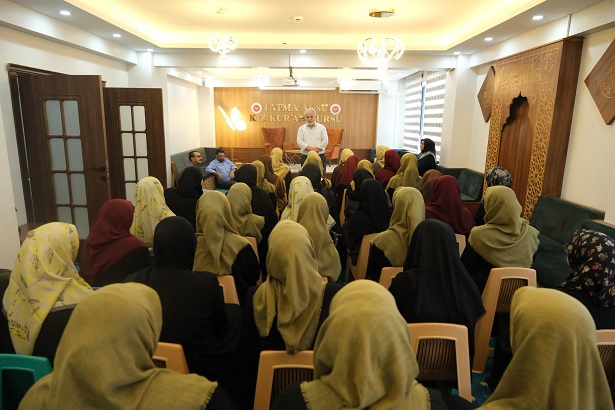 Diyanet İşleri Başkanlığı Başkanlık Müşaviri Doç. Dr. Burhan İşliyen, Erzincan