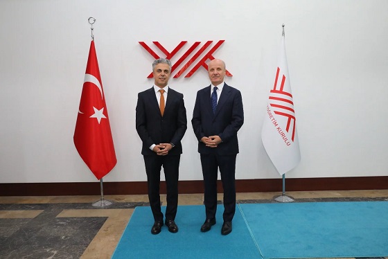 Erzincan Binali Yıldırım Üniversitesi Rektörü Prof. Dr. Ufuk Kuyrukluyıldız, mazbata