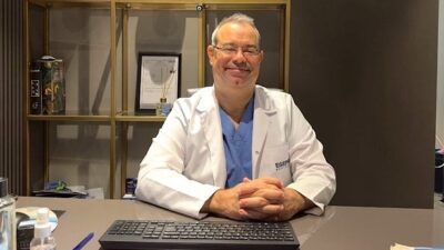 Egepol Hastaneleri Üroloji Uzmanı Op. Dr. Ömür Çerçi, lazer ile