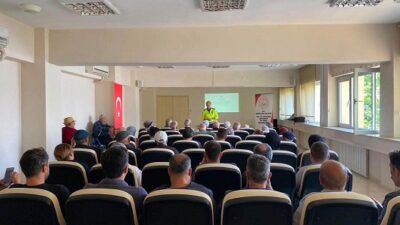 Erzincan İl Emniyet Müdürlüğü, toplumun farklı kesimlerine yönelik trafik güvenliği