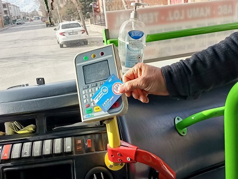Erzincan’da şehir içi ulaşımda kullanılan halk otobüslerinin ücret tarifesi, artan
