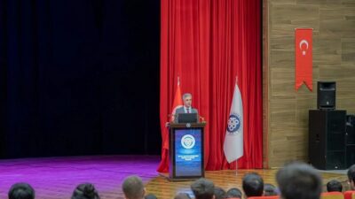 Erzincan Binali Yıldırım Üniversitesi’ne yeni kayıt yaptıran öğrencilerin üniversite yaşamına