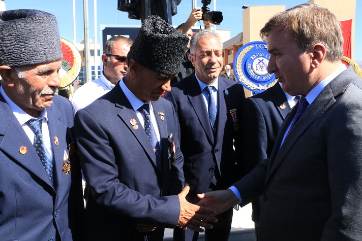 19 Eylül Gaziler Günü münasebetiyle bir mesaj yayınlayan Erzincan Valisi