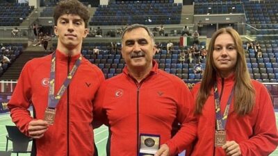 Erzincan’ın yetiştirdiği başarılı badmintoncular Gökay Göl ve Nisa Nur Çimen,