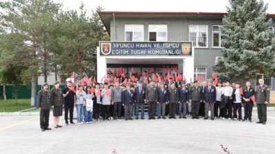Erzincan Fen Lisesi öğrencileri, “Mehmetçik ile Bir Gün” etkinliği kapsamında