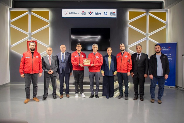Erzincan Binali Yıldırım Üniversitesi Mühendislik-Mimarlık Fakültesi Bilgisayar Mühendisliği Bölümü öğrencisi
