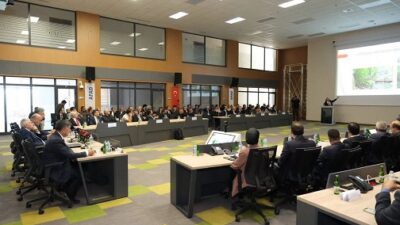 Türk Devletleri Teşkilatı Aksakallar Konseyi Başkanı Binali Yıldırım, Erzincan’ın geleceğine