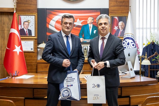 Azerbaycan Turizm ve İşletme Üniversitesinde görev yapan Öğr. Gör. Nıjat