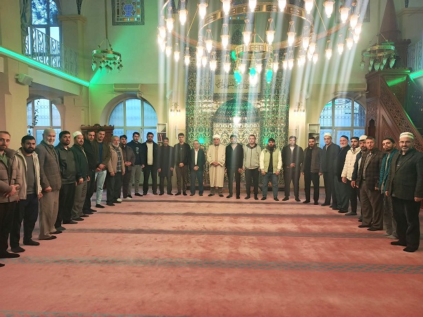 Erzincan İl Müftülüğü tarafından Ulu Cami’de düzenlenen sabah namazı buluşması,