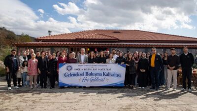 EBYÜ Sağlık Bilimleri Fakültesinde Geleneksel Buluşma Kahvaltısı Düzenlendi Erzincan Binali Yıldırım Üniversitesi (EBYÜ) Sağlık Bilimleri Fakültesi tarafından geleneksel