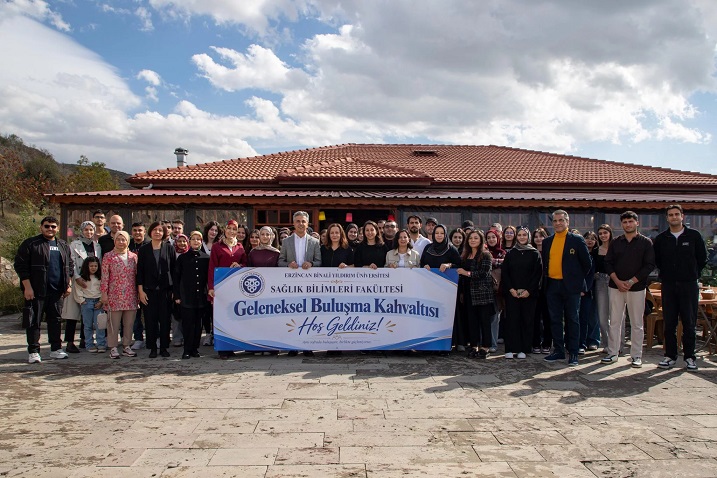 EBYÜ Sağlık Bilimleri Fakültesinde Geleneksel Buluşma Kahvaltısı Düzenlendi Erzincan Binali Yıldırım Üniversitesi (EBYÜ) Sağlık Bilimleri Fakültesi tarafından geleneksel
