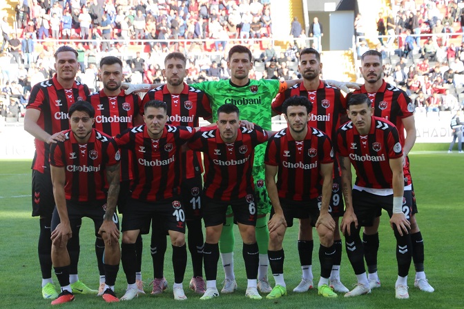 TFF 2. Lig Kırmızı Grup’un 6. haftasında Beyoğlu Yeni Çarşı